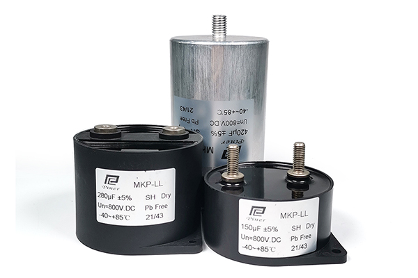 Capacitores DC-Link: Análise Técnica e Aplicações